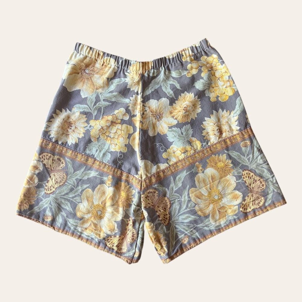 Handmade high waisted vintage grandma floral shorts XXS/XS - Picture 2 of 5
